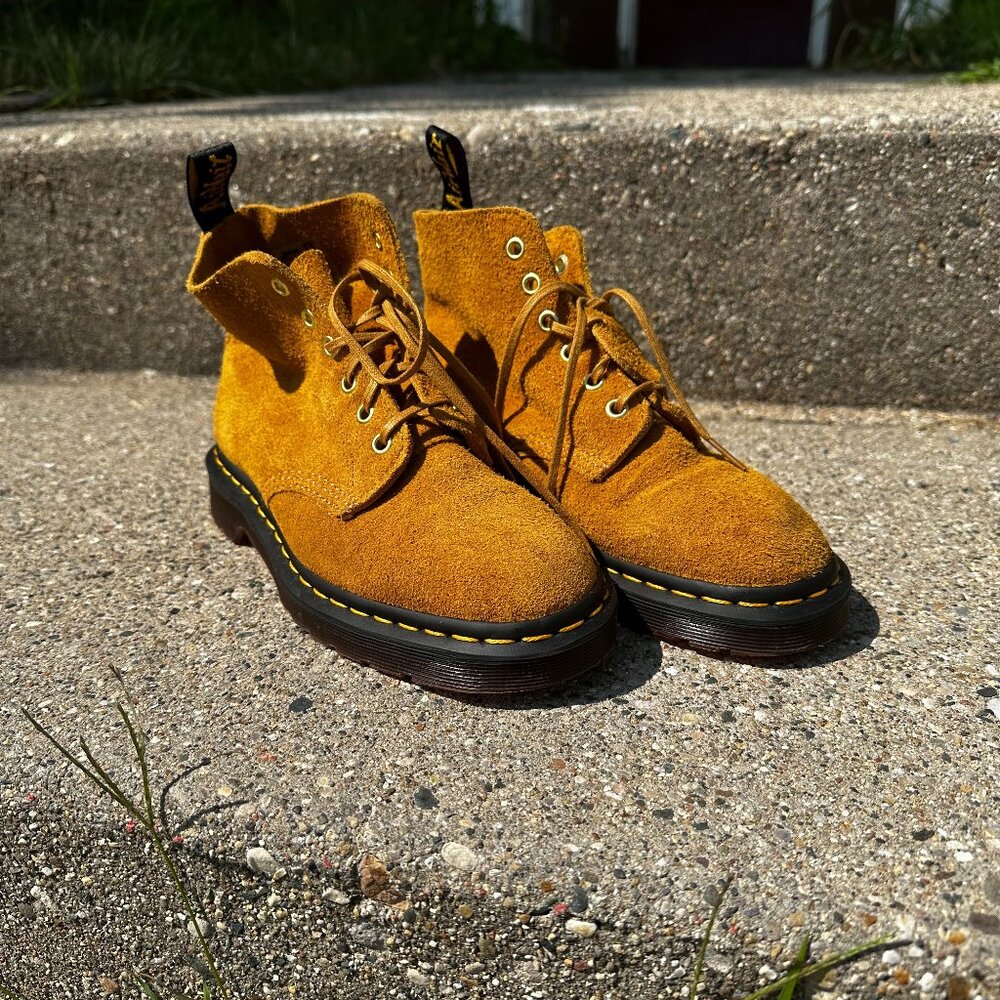 Dr. Martens - Womens 101 Suede lace up Ankle Boot Tan | SIZE 5 - EXCELENT COND